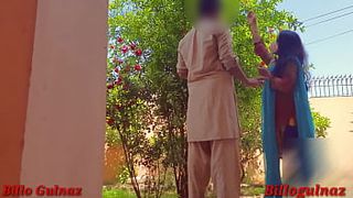 Desi GF pounded by her bf in park