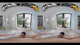VIRTUAL PORN - Bathing With Youngster Kiana Kumani In VR