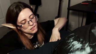 Step sister pleases her step brother - Alice Moor