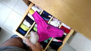 My Homie sent to my Phone a Film Masturbating himself with my Drawer Panties while Im at Work